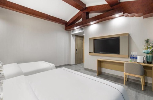 Suzhou Old Town Hotel | 万家灯火酒店苏州观前街平江路店