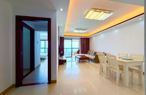 Sanya Apartment | 三亚大东海Апартаменты с видом на море СаяАдресJinmao Sea View Garden 8 Haihua Road