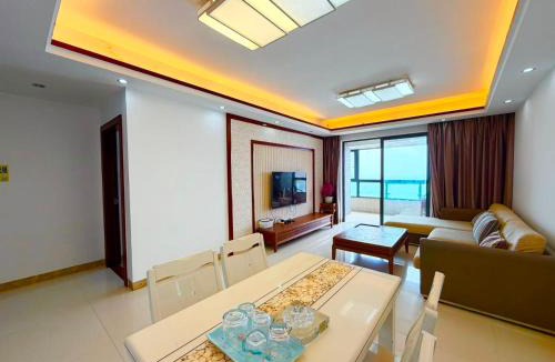 Sanya Apartment | 三亚大东海Апартаменты с видом на море СаяАдресJinmao Sea View Garden 8 Haihua Road