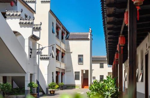 Pudong Hotel | 上海万珍酒店Shanghai Wanzhen Resort Hotel