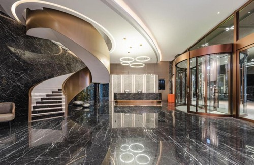 Pudong Hotel | 上海临港新城万达广场亚朵酒店
