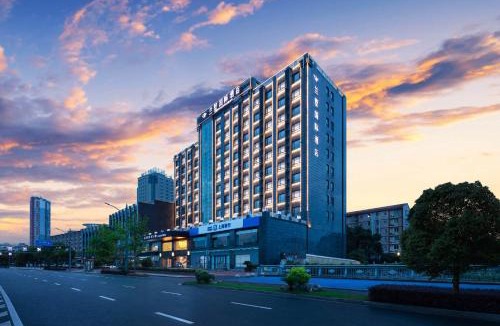 Jinshan Hotel | 上海兰墅国际酒店金山城市沙滩店