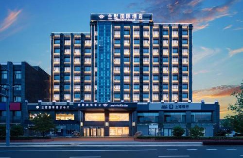 Jinshan Hotel | 上海兰墅国际酒店金山城市沙滩店