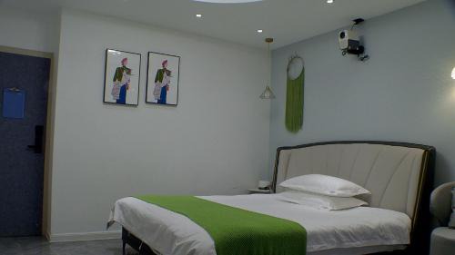 Pudong Bed & Breakfast | 上海印叙白设计师民宿