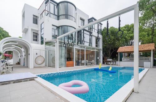 Pudong House | 上海觅应觅舍泳池别墅酒店迪士尼乐园店