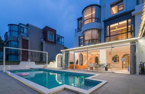 Pudong House | 上海觅应觅舍泳池别墅酒店迪士尼乐园店