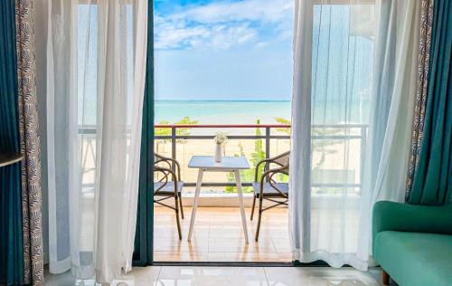 Dongfang House | 东方海语小筑民宿Sea Say hotel