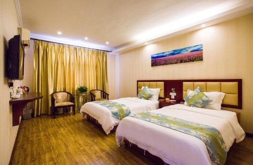 Yongding Hotel | 东玉楼大酒店Zhangjiajie Dong Yu Lou Hotel