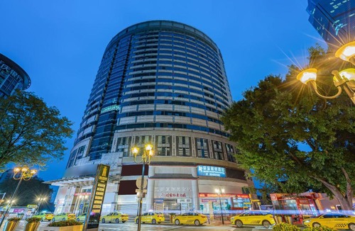 Jeifangbei Central Business District Hotel | 丽呈君顿酒店重庆解放碑步行街洪崖洞店