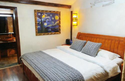 Shuhe Old Town House | 丽江蓝石客栈