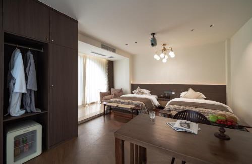 Xiaguan Hotel | 云屿海花园海景酒店