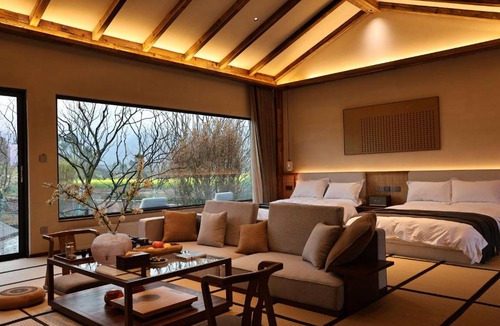 Tongliang County Hotel | 亦念亦忘民宿, Enjoying Countryside Scenery, Private Hot Spring, Chinese Cultural Experience, Family Farm Pick-up