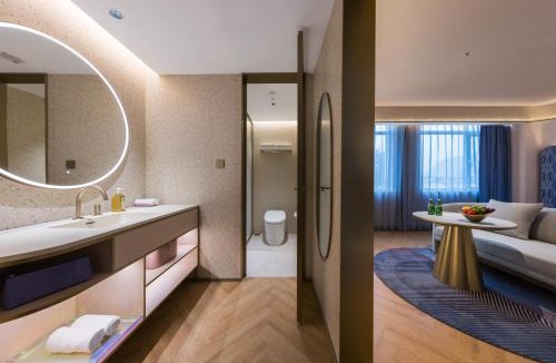 Lianchi District Hotel | 保定东站河北大学漫心酒店