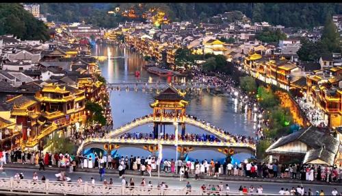 Fenghuang House | 凤凰白麓源精品民宿