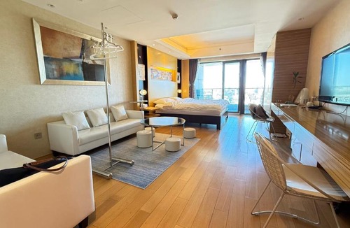 Middle Chaoyang Apartment | 北京三里屯工体 世茂国际服务式公寓