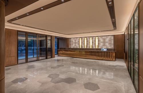 Haidian Hotel | 北京上地中关村软件园桔子水晶酒店