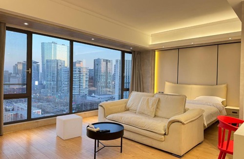 Middle Chaoyang Apartment | 北京杰川世茂国际公寓