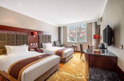 Jiuzhaigou Hotel | 四川九寨阳光酒店