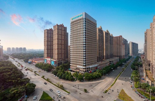 Xi Xiang Tang Hotel | 城市便捷酒店南宁安吉万达亿鼎中心店