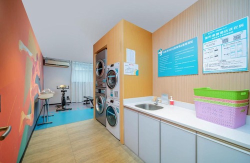 Haizhu Hotel | 城市便捷酒店广州塔海珠万达广场店