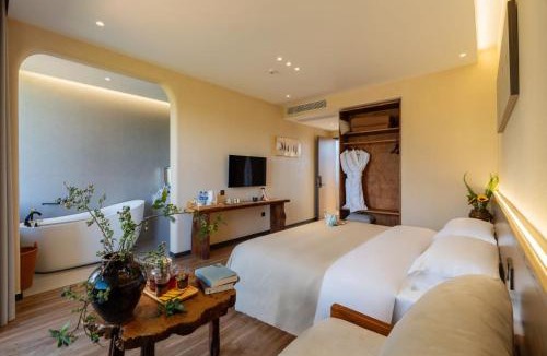 Dali Town House | 大理卜熹养生酒店Dali buxi health hotel