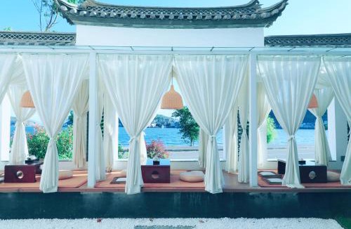 Dali Town Hotel | 大理子鱼居洱海理想邦店 Dali Fish Inn Seaview Hotel