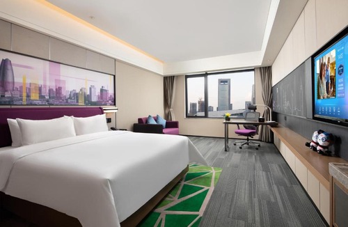 Yinzhou Hotel | 宁波东部新城希尔顿欢朋酒店