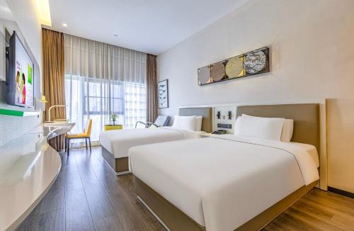 Kunming City Centre Hotel | 宜必思尚品昆明南屏步行街酒店