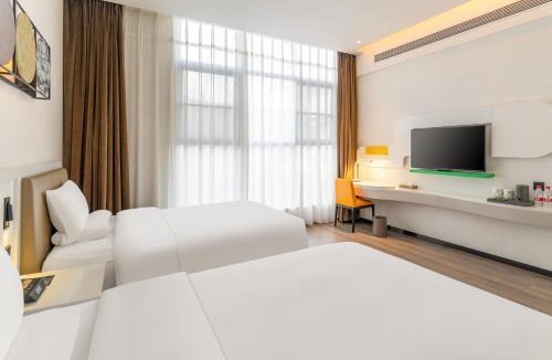 Kunming City Centre Hotel | 宜必思尚品昆明南屏步行街酒店