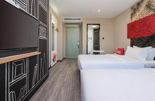 Kunming City Centre Hotel | 宜必思昆明火车站酒店Ibis Kunming Railway Station