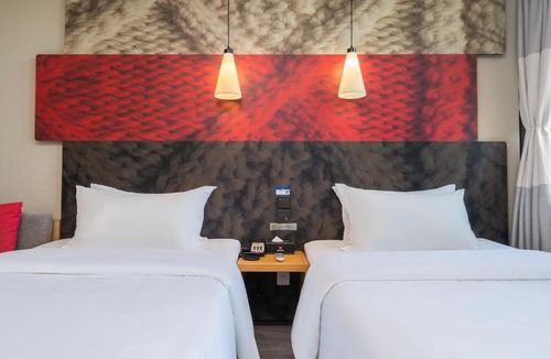 Kunming City Centre Hotel | 宜必思昆明火车站酒店Ibis Kunming Railway Station