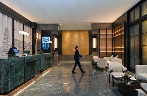 Zaozhuang Hotel | 山东滕州龙泉广场聚龙大酒店