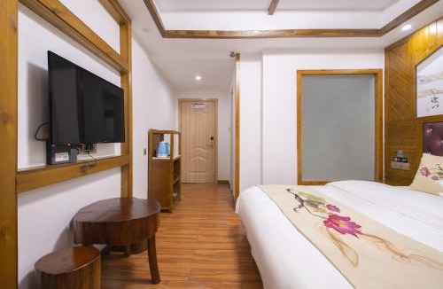 Wulingyuan Hotel | 山境观景民宿