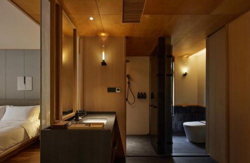 Panyu Hotel | 岁集见山 Suyab Mountain Encounter