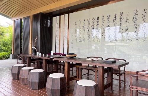 Wuhou Cabin | 岷江书院人文度假酒店