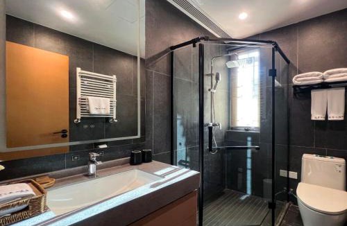 Wuhou Cabin | 岷江书院人文度假酒店
