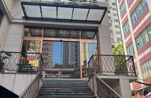 Guangzhou Central Business District Hotel | 广州市天河北囍啡酒店龙口西地铁站店 Xi Coffee hotel