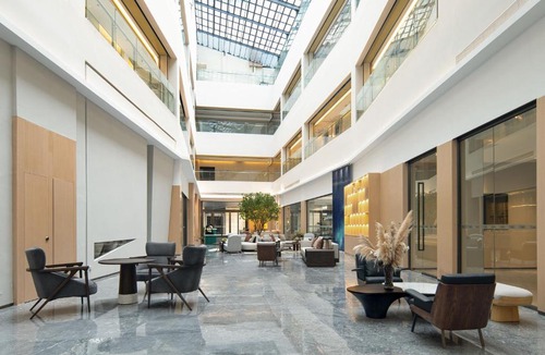 Panyu Hotel | 广州番禺长隆万博地铁站瑾程酒店-广交会期间免费穿梭巴士