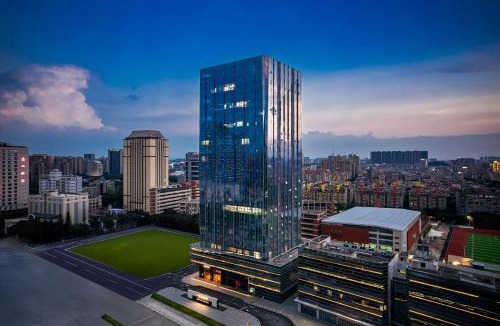 Huadu Hotel | 广州花都桔子水晶酒店