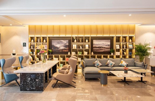 Liwan Hotel | 广州荔湾滘口地铁站亚朵酒店