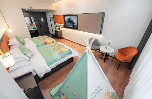 Wulingyuan Hotel | 张家界云栖美景酒店-ZhangJiaJie National Forest Park East Gate-EnglishButler Service - CustomizedTravel Routes - Purchase ScenicTickets