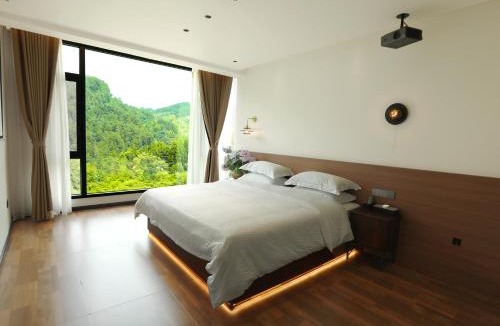 Chaqiyu House | 张家界喜屋民宿