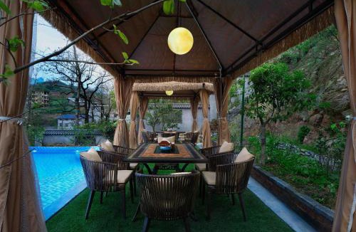 Yongding House | 张家界天门山杨腊妹度假民宿