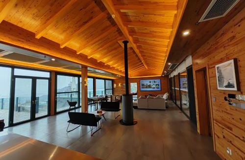 Sichuan Villa | 悦慕山半山公社酒店