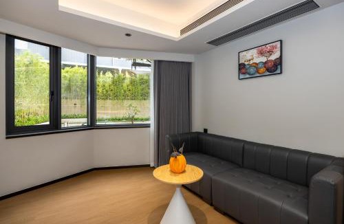 Guilin City Centre Hotel | 悦湖榕筑酒店两江四湖象鼻山店