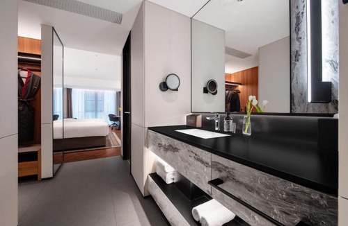 Chengdu City Centre Hotel | 成都宽窄巷子城际酒店