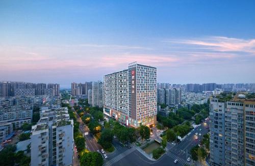 Qingbaijiang Hotel | 成都市凤凰湖天泉酒店