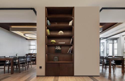 Chengdu Hotel | 成都星天外酒店