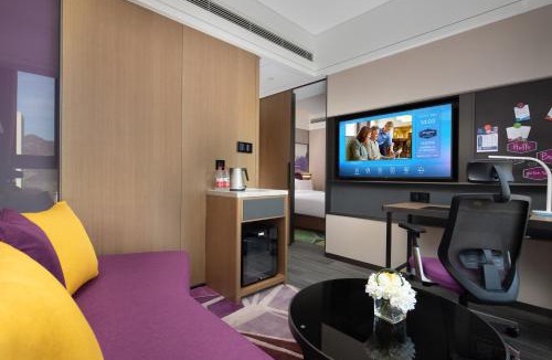 Shuangqiao District Hotel | 承德避暑山庄希尔顿欢朋酒店