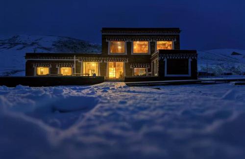 Kangding Resort | 拉岗黑帐篷